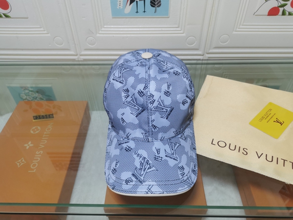 ブランド帽子着用イメージ